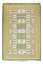 Load image into Gallery viewer, Vintage Swedish Rollaken Kilim